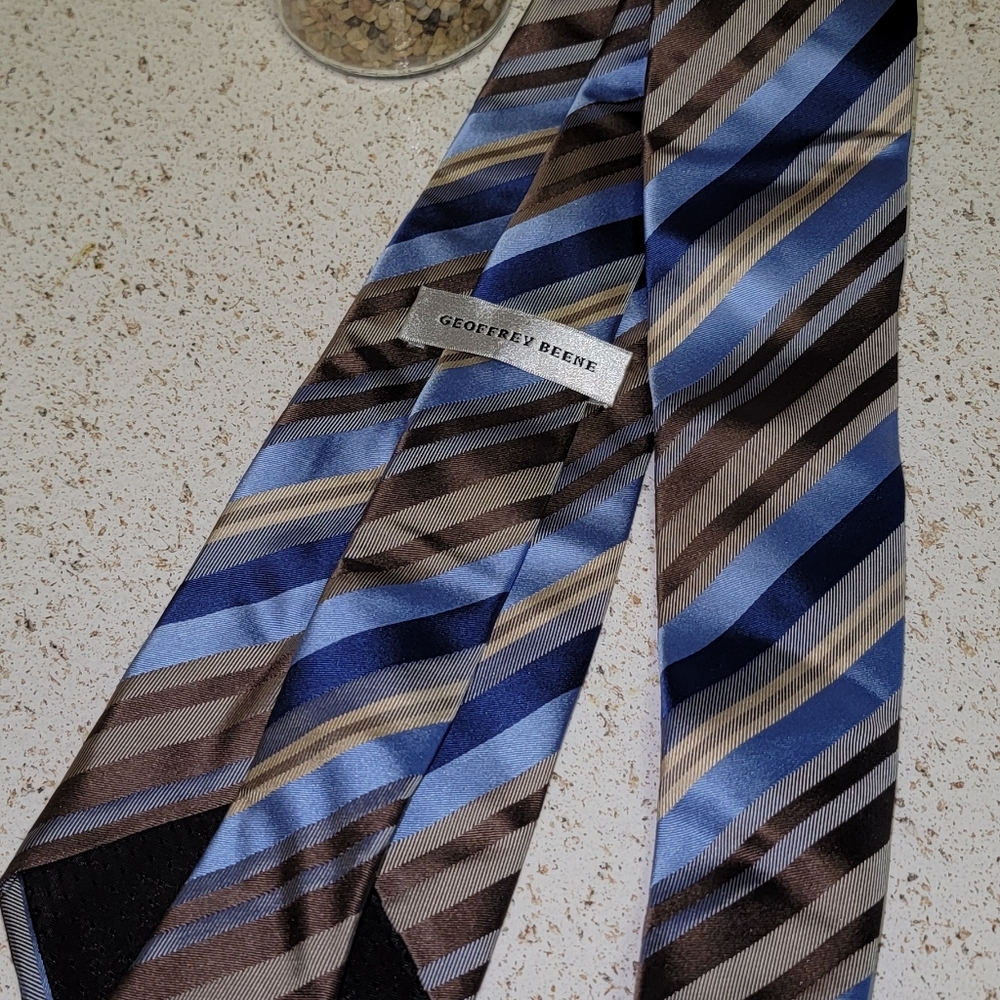 Tie